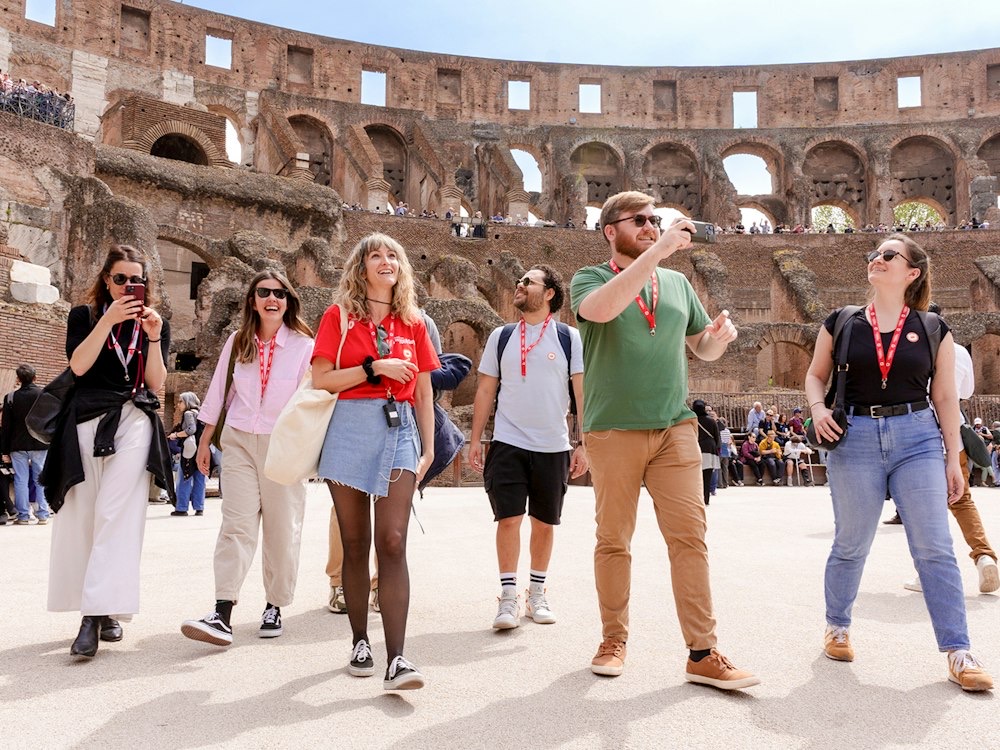 Colosseum with arena: guided tour incl. Forum and Palatine